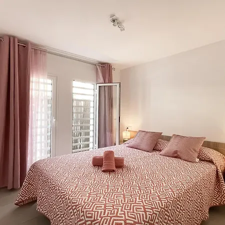 Paradise Palms I Deluxe, Incl. Welcome Package *